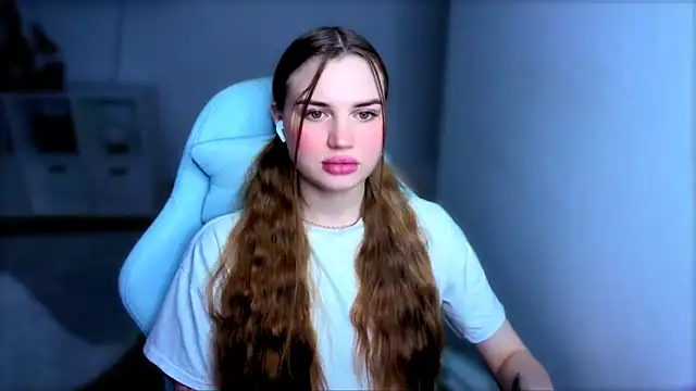 Snapshot of StellaLawless chatting on 11-24-25, 10:09 StellaLawless online show from 11-24-25, 10:09