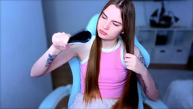 Snapshot of StellaLawless chatting on 12-19-25, 08:27 StellaLawless online show from 12-19-25, 08:27