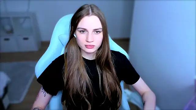 Snapshot of StellaLawless chatting on 03-06-26, 07:21 StellaLawless online show from 03-06-26, 07:21