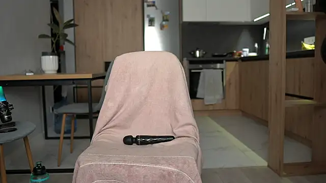 Snapshot of Nikita_Karma chatting on 03-13-26, 05:08 Nikita Karma online show from 03-13-26, 05:08