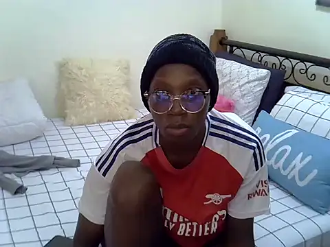 Sweet Bear online show from 03-01-26, 06:26