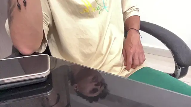 Snapshot of bob_petterson chatting on 02-02-25, 10:39 bob petterson online show from 02-02-25, 10:39