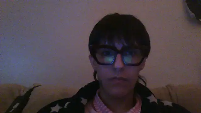 Snapshot of nickfxx chatting on 06-21-26, 04:59 nickfxx online show from 06-21-26, 04:59
