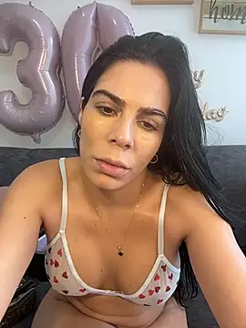 valecruz903 online show from 11-05-25, 08:53