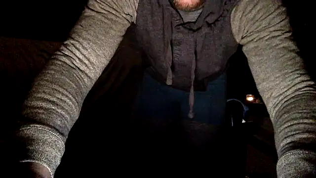 Snapshot of TheOnlyTwinTowers chatting on 02-01-25, 10:26 TheOnlyTwinTowers online show from 02-01-25, 10:26