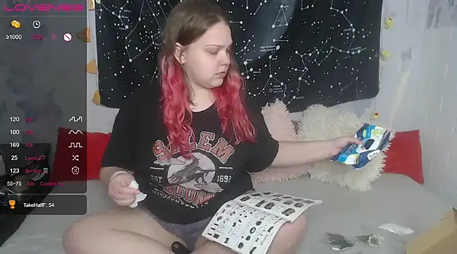 Snapshot of darling_tony chatting on 12-13-24, 06:05 darling tony online show from 12-13-24, 06:05