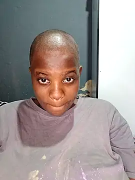 Snapshot of Bigchoccojugsxx chatting on 02-21-26, 10:11 Bigchoccojugsxx online show from 02-21-26, 10:11