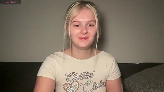 Allylove03 online show from 11-15-25, 06:37