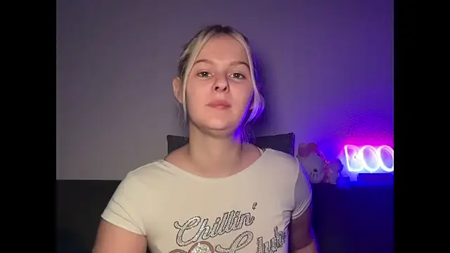 Allylove03 online show from 01-10-26, 05:42