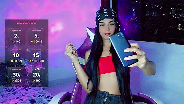 Ms-Zoehans online show from 10-17-25, 01:42