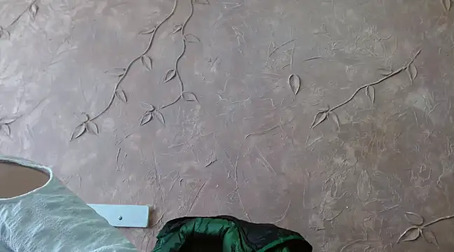 Snapshot of Miabonnett_ chatting on 02-22-25, 06:19 Miabonnett online show from 02-22-25, 06:19