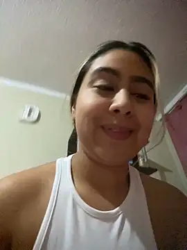 Snapshot of Miabonnett_ chatting on 03-04-26, 03:12 Miabonnett online show from 03-04-26, 03:12