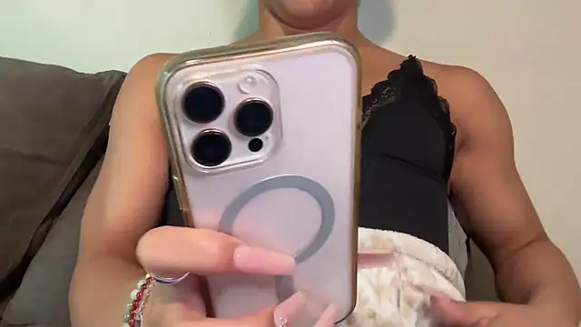 Snapshot of tsjaden777 chatting on 10-20-25, 05:57 tsjaden777 online show from 10-20-25, 05:57