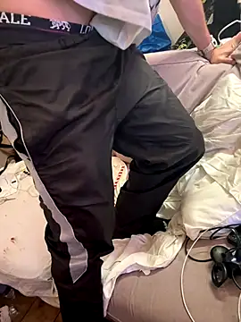 Snapshot of pervy_devil chatting on 12-05-25, 07:50 pervy devil online show from 12-05-25, 07:50