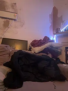 Snapshot of pervy_devil chatting on 01-06-26, 08:45 pervy devil online show from 01-06-26, 08:45