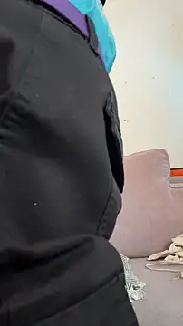 Snapshot of pervy_devil chatting on 01-12-26, 10:31 pervy devil online show from 01-12-26, 10:31