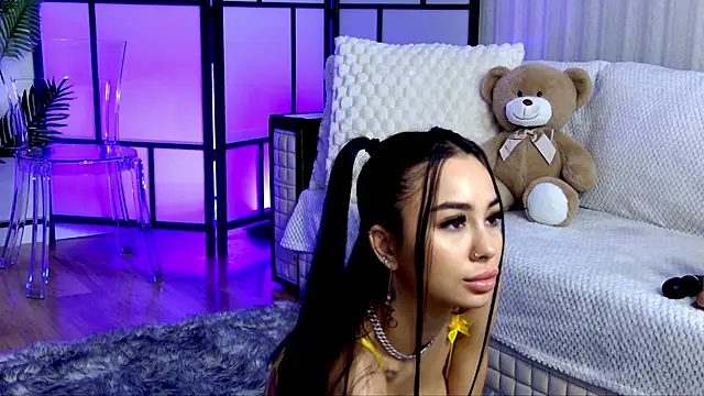 OnlyXandra online show from 11-23-25, 05:51