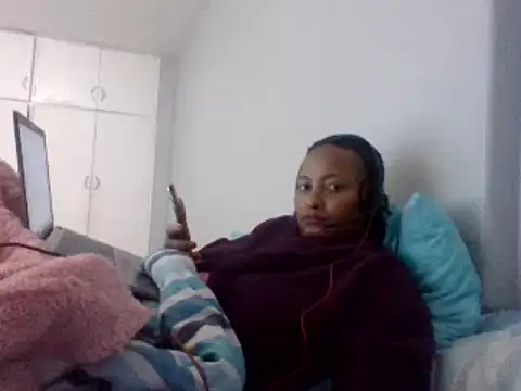 BabeAssXX online show from 03-19-25, 12:23