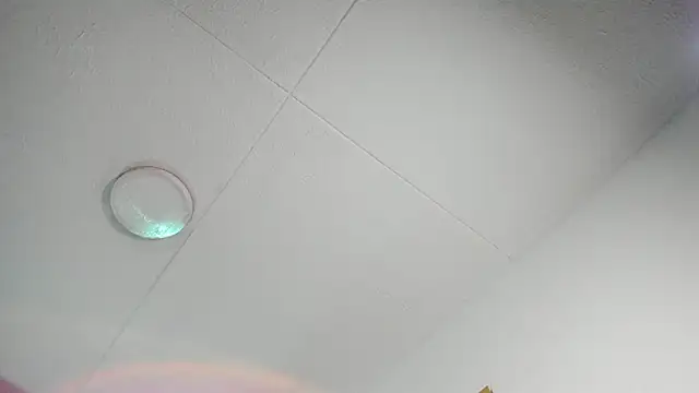 Snapshot of ViolettaBaker_ chatting on 09-25-25, 08:23 ViolettaBaker online show from 09-25-25, 08:23