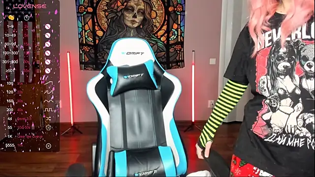 Snapshot of Project_hisoka chatting on 11-09-25, 03:27 Project hisoka online show from 11-09-25, 03:27