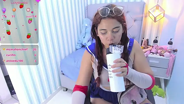 MADISON ROWAN1 online show from 02-04-25, 06:14