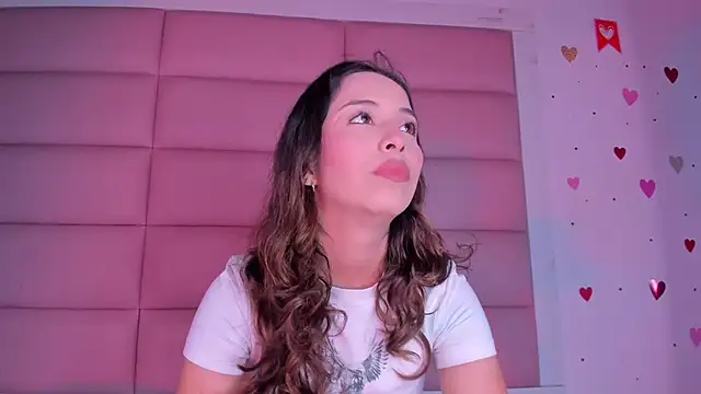 little-Emma online show from 10-17-25, 03:20