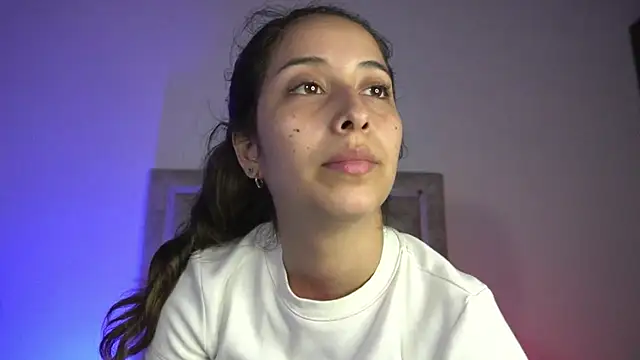 little-Emma online show from 07-21-26, 11:40