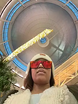 Snapshot of Black_Dolll chatting on 11-06-25, 02:18 Black Dolll online show from 11-06-25, 02:18