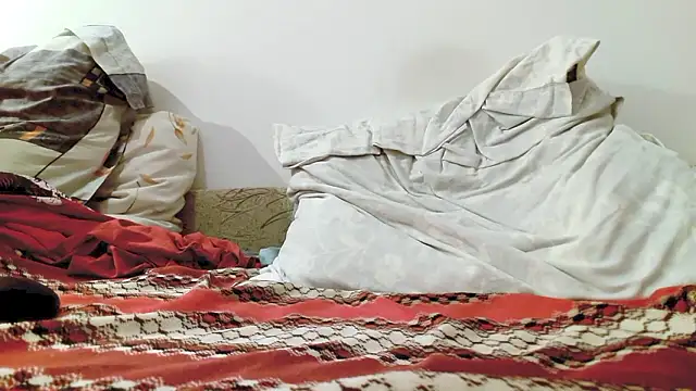 Snapshot of c00lbonner chatting on 02-08-26, 06:11 c00lbonner online show from 02-08-26, 06:11