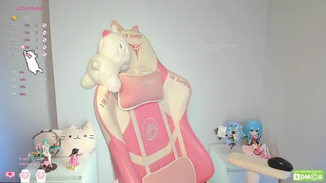 Snapshot of Gylaxie chatting on 12-10-24, 09:55 Gylaxie online show from 12-10-24, 09:55