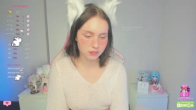 Snapshot of Gylaxie chatting on 12-19-24, 12:34 Gylaxie online show from 12-19-24, 12:34