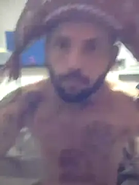 Snapshot of Leonpicudo chatting on 12-27-24, 03:20 Leonpicudo online show from 12-27-24, 03:20