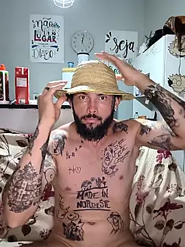 Snapshot of Leonpicudo chatting on 03-13-26, 03:02 Leonpicudo online show from 03-13-26, 03:02