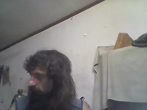 Snapshot of BigPeter6987 chatting on 04-25-26, 07:33 BigPeter6987 online show from 04-25-26, 07:33