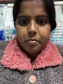 Snapshot of Beauty-queen chatting on 01-17-25, 01:24 Beauty-queen online show from 01-17-25, 01:24