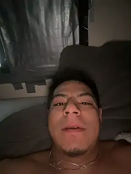 Snapshot of MynameisPaco chatting on 01-17-26, 01:05 MynameisPaco online show from 01-17-26, 01:05