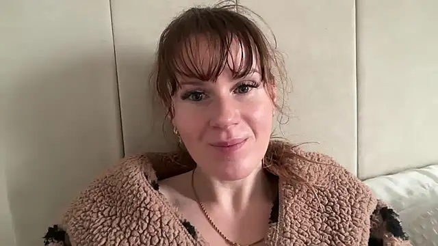 redheadrosie69 online show from 11-27-25, 09:55