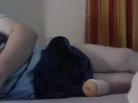 gentleman404040 online show from 12-23-24, 07:09