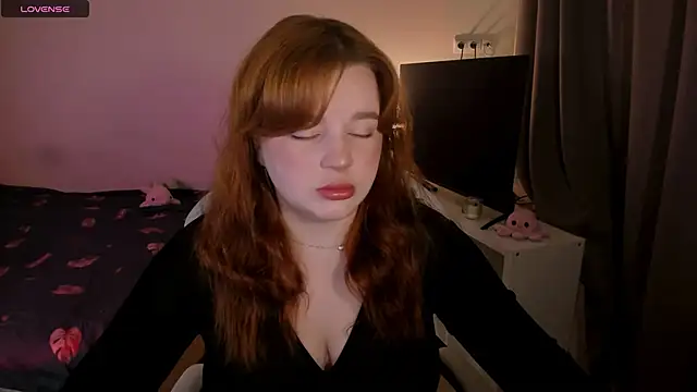 Snapshot of _Lisa_x chatting on 12-02-24, 07:14 Lisa x online show from 12-02-24, 07:14
