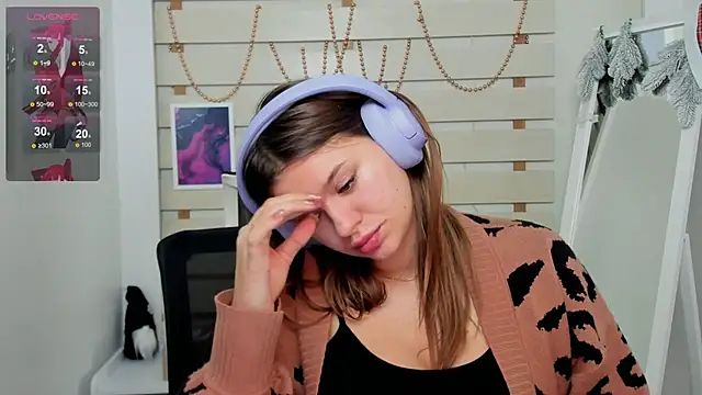 Josephine Kiss online show from 01-11-25, 02:36