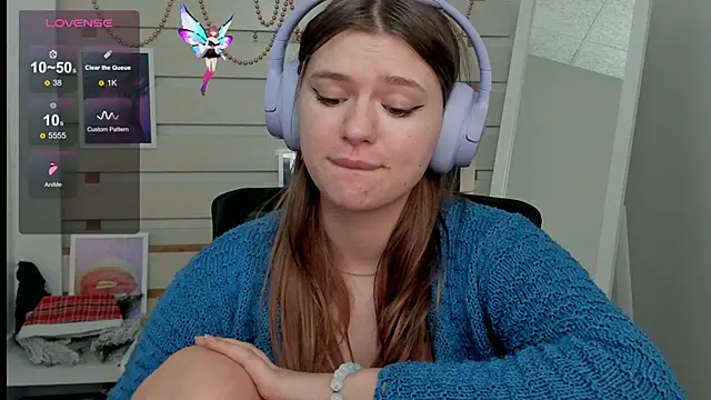 Josephine Kiss online show from 03-15-25, 12:45