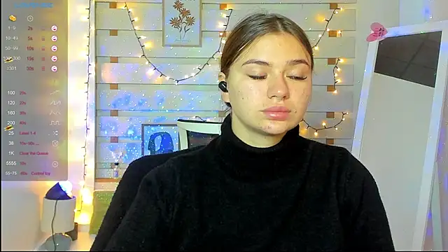 Josephine Kiss online show from 10-15-25, 01:00