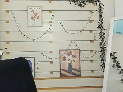 Josephine Kiss online show from 11-21-25, 12:59