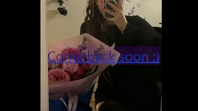 Snapshot of Josephine_Kiss chatting on 07-17-26, 06:20 Josephine Kiss online show from 07-17-26, 06:20