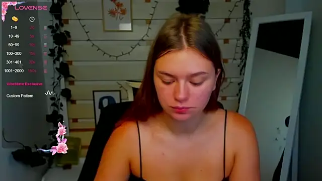 Snapshot of Josephine_Kiss chatting on 07-27-26, 01:51 Josephine Kiss online show from 07-27-26, 01:51