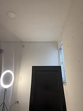 livgomez online show from 02-25-25, 10:29