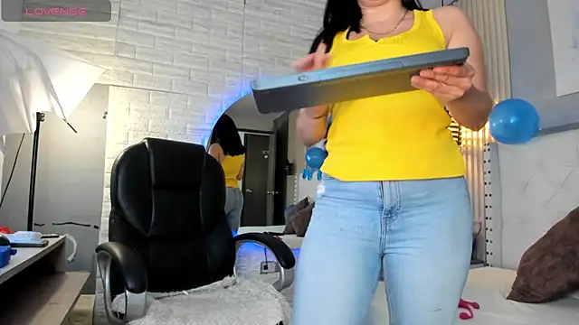 sussy  stone online show from 06-11-26, 12:03