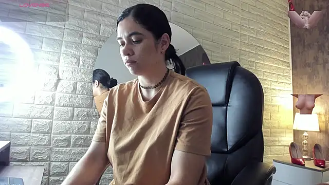 sussy  stone online show from 06-26-26, 11:58