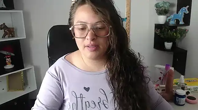 SaraThomso online show from 02-04-25, 03:00