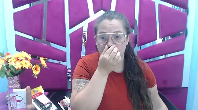 SaraThomso online show from 02-05-25, 03:02